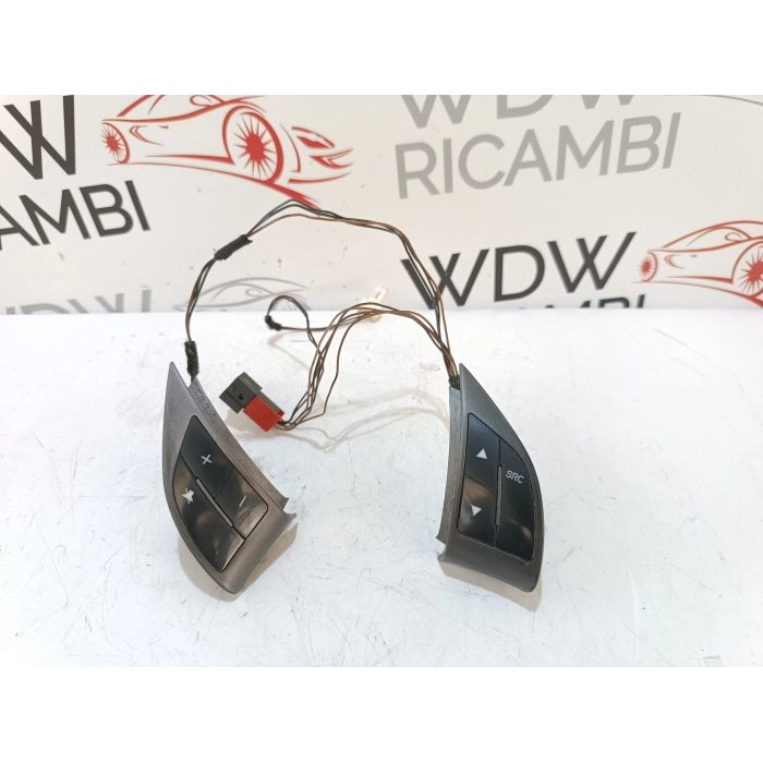 1012836A / 502261 COMANDI AL VOLANTE STEREO FIAT BRAVO 1.4 (2007\2014)