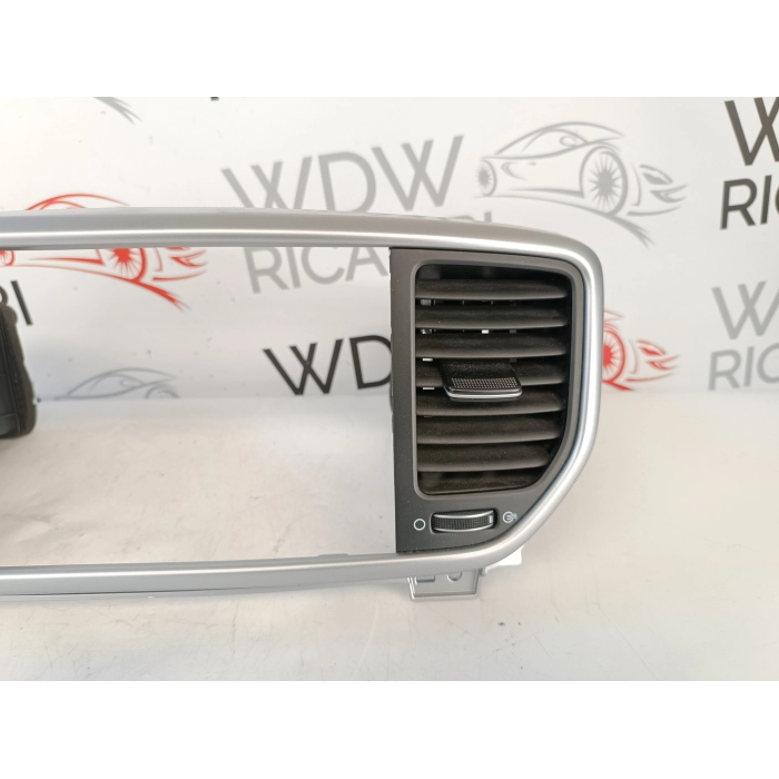 97420-F1AA0 BOCCHETTE ARIA RIVESTIMENTO CENTRALE KIA SPORTAGE (QL) (2016\2021)