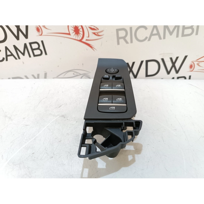 6832729-02 PULSANTIERA ALZAVETRO ANTERIORE SINISTRO BMW X6 G06 F96 (2019\2023)