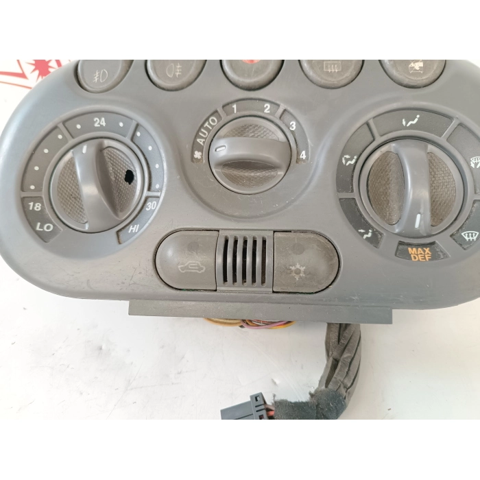 035130Q / 132652 CENTRALINA GRUPPO COMANDI CLIMA A\C FIAT MULTIPLA 1.9 (2004\2010)