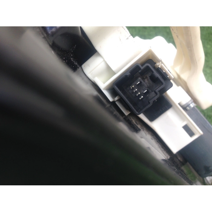 AH2227000AA ALZAVETRO ELETTRICO POSTERIORE DESTRO DX RANGE ROVER SPORT MK1