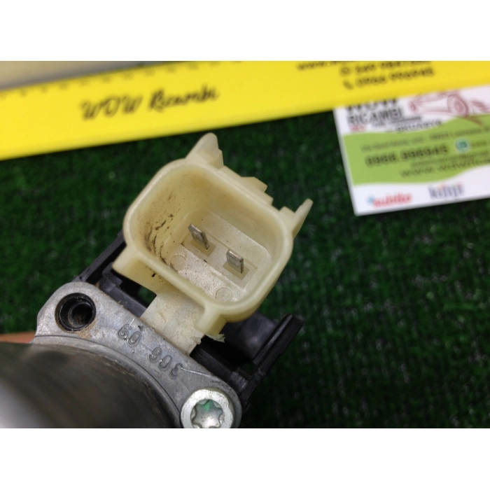MOTORINO ALZACRISTALLO PORTA ANTERIORE ANT DESTRA DX FORD FIESTA VI 6 SERIE