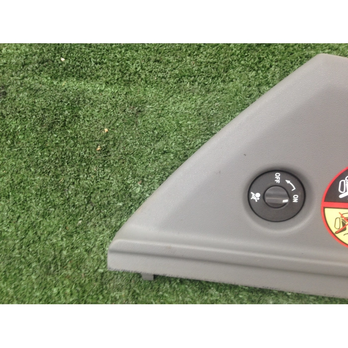 8200169589B MASCHERINA RIVESTIMENTO PULSANTE AIRBAG RENAULT GRAND SCENIC II SERIE