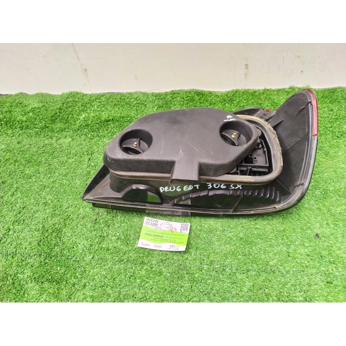 FANALE FANALINO STOP POSTERIORE SINISTRO SX PEUGEOT 306 2.0 HDI (93-02) 1999