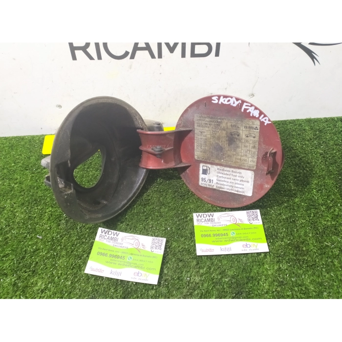 TAPPO SPORTELLINO COVER SERBATOIO CARBURANTE GASOLIO SKODA FABIA (6Y) 1 SERIE