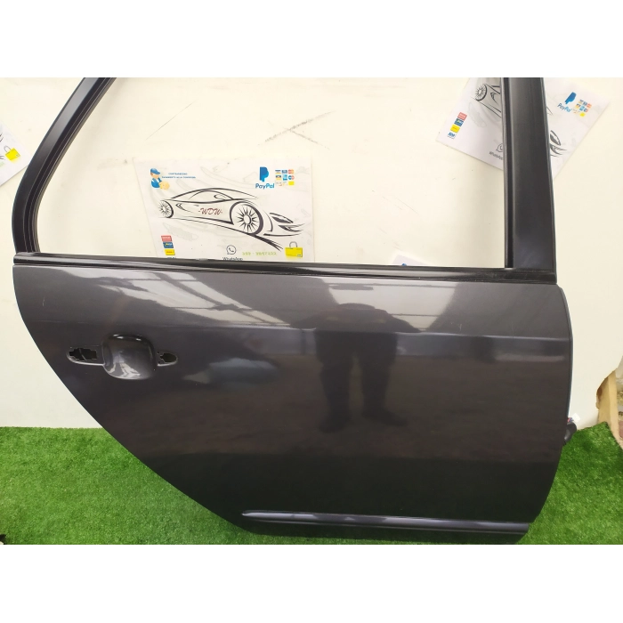PORTA PORTIERA SPORTELLO POSTERIORE DESTRO DX KIA CARENS 2 II SERIE 2.0 CRDI