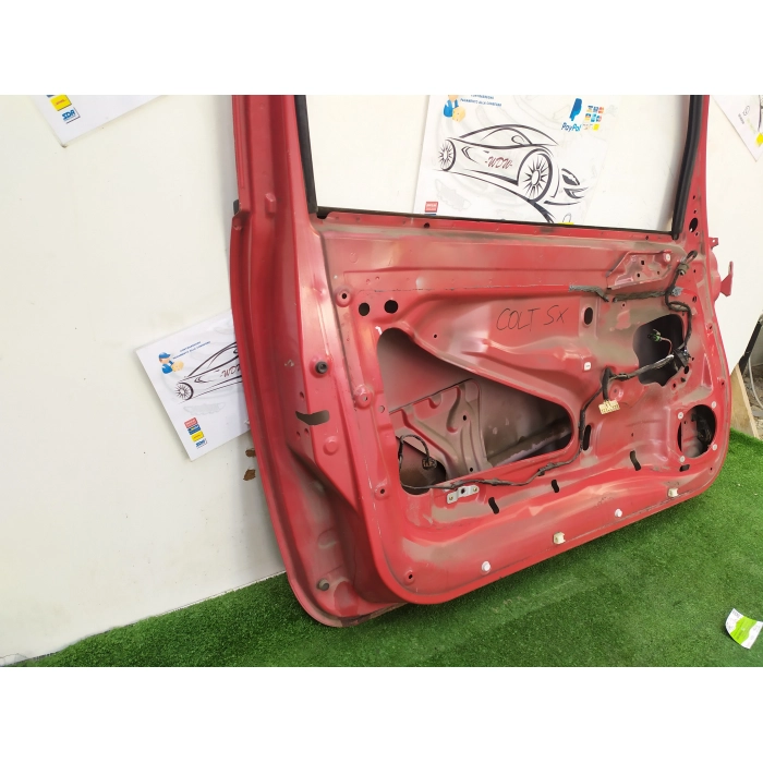 PORTA PORTIERA SPORTELLO SINISTRO SX MITSUBISHI COLT Z30 CZ3 (04-12) 1.5