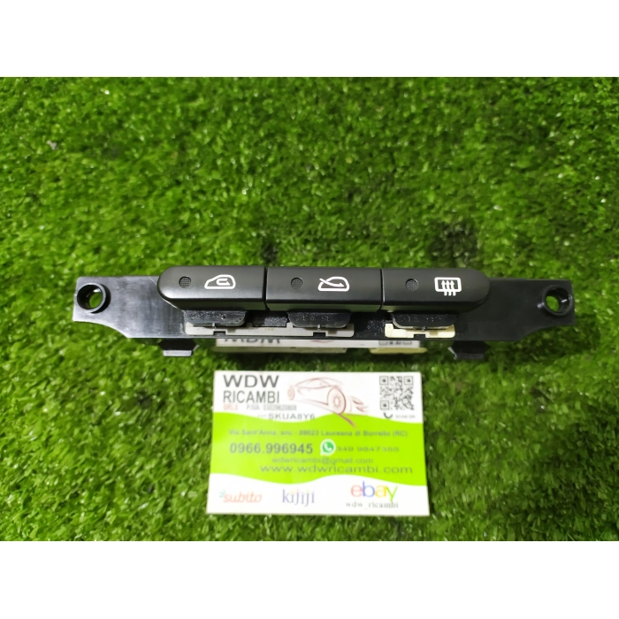 PULSANTI CLIMA SPANNA VETRI SBRINATORE COMANDI CRUSCOTTO HYUNDAI I10 (07-13)