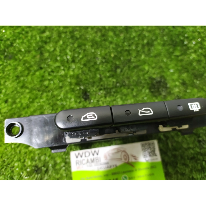 PULSANTI CLIMA SPANNA VETRI SBRINATORE COMANDI CRUSCOTTO HYUNDAI I10 (07-13)
