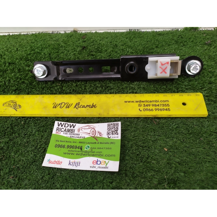 GANCIO MONTANTE REGOLAZIONE CINTURA ANTERIORE SINISTRO SX KIA PICANTO