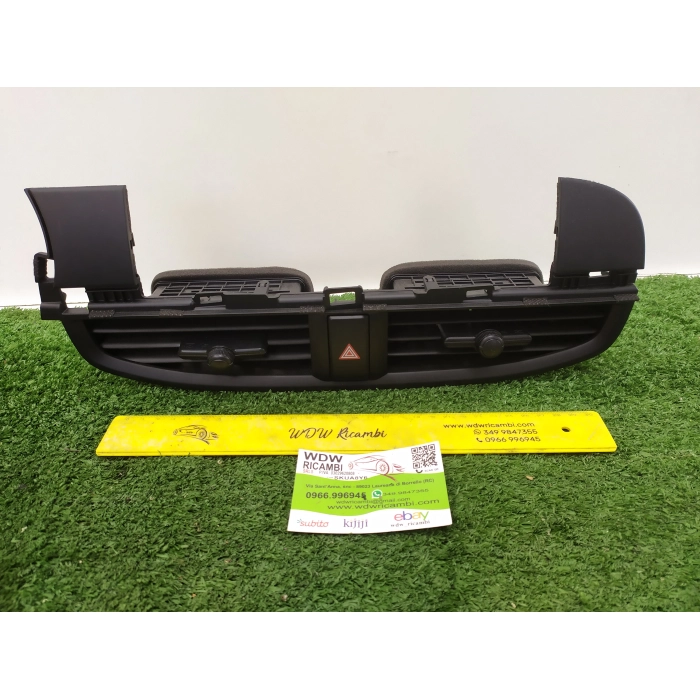 84740-G6000CA MASCHERINA RIVESTIMENTO BOCCHETTE AERAZIONE CENTRALE KIA PICANTO