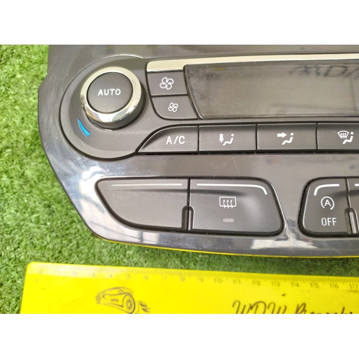 DV4T-18C612-AE GRUPPO COMANDI CENTRALINA A\C FORD KUGA II SECONDA SERIE