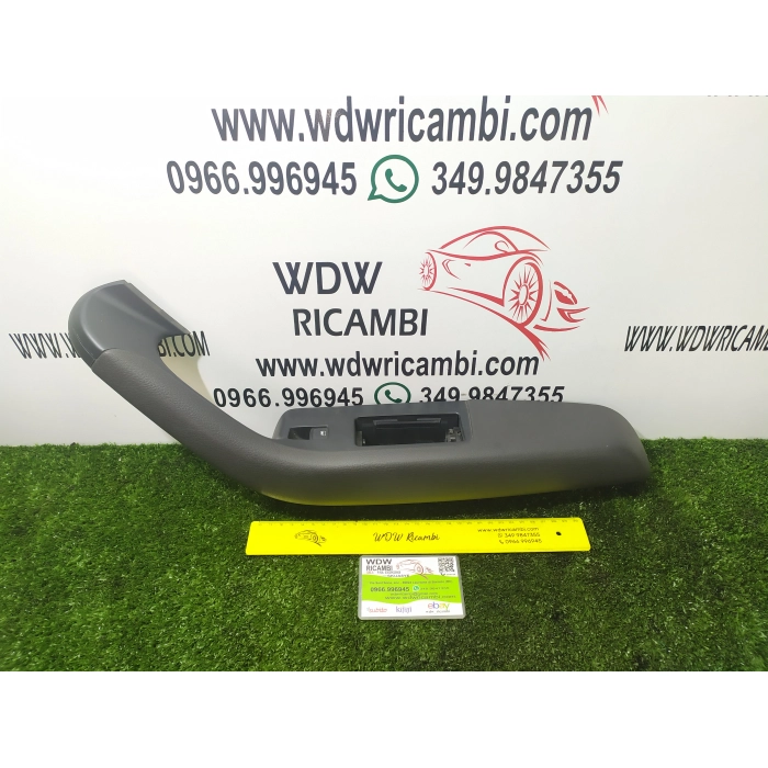 MANIGLIA INTERNA GRUPPO COMANDO ALZAVETRO POSTERIORE DESTRO AUDI A6 (C6)