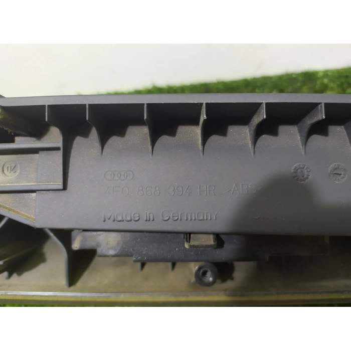 MANIGLIA INTERNA GRUPPO COMANDO ALZAVETRO POSTERIORE DESTRO AUDI A6 (C6)