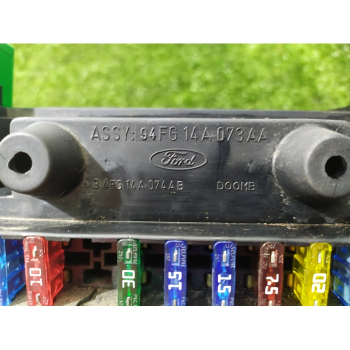 CENTRALINA SCATOLA CASSETTA PORTAFUSIBILI RELE' FORD FIESTA 4 SERIE (95-02) 1999