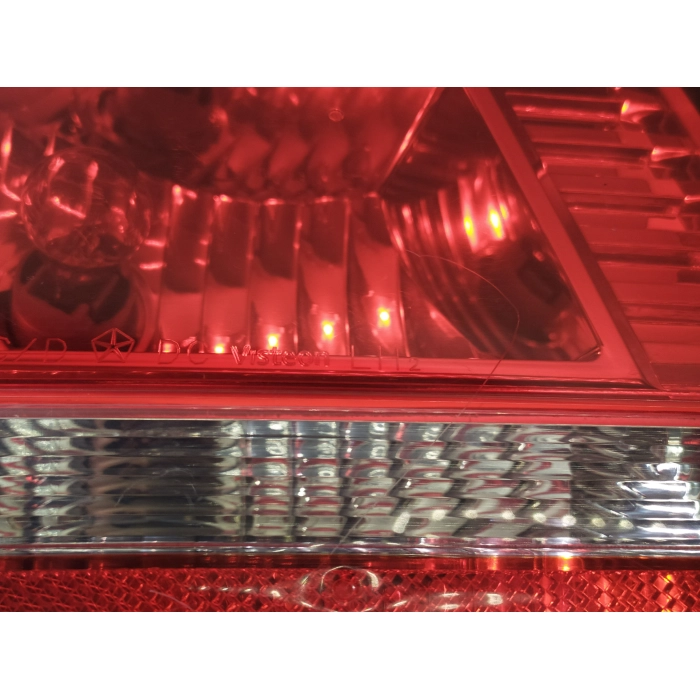STOP FANALE FANALINO POSTERIORE POST INTERNO SINISTRO SX DODGE JOURNEY 2008>