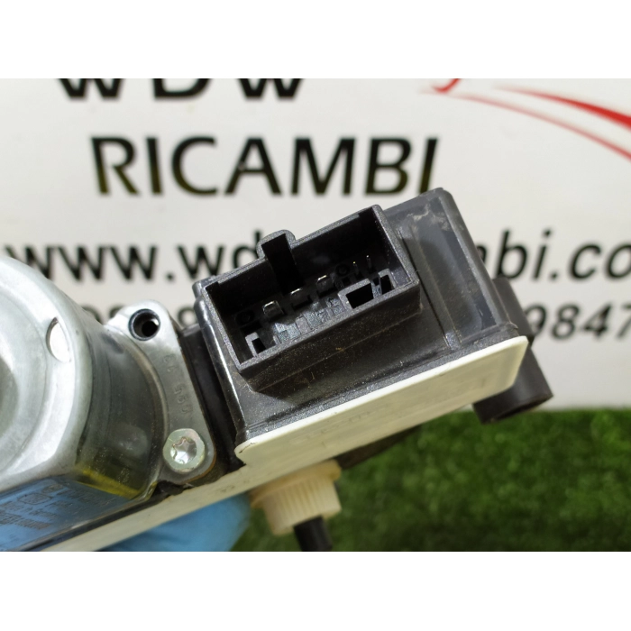 MOTORINO ALZAVETRO ALZACRISTALLI POSTERIORE POST SINISTRO SX AUDI A3 8V 2012>