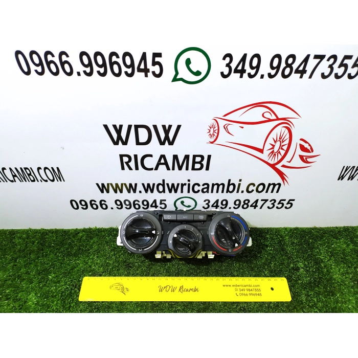 96722483 STRUMENTAZIONE COMANDI CLIMA STUFA A\C PEUGEOT 208 1° 2012 >
