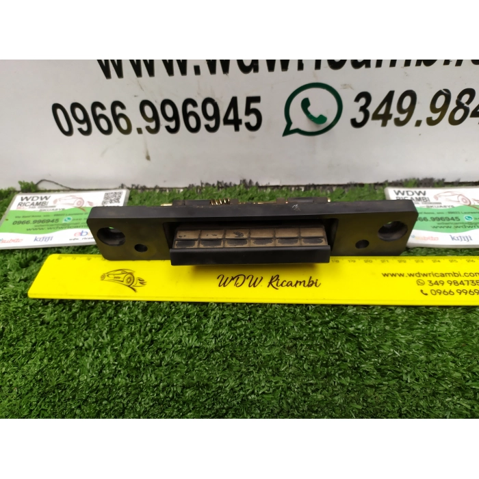 MANIGLIA ESTERNA APRIPORTELLONE POSTERIORE POST KIA SORENTO 2.5 16V CRDI (2002\2009) 2003