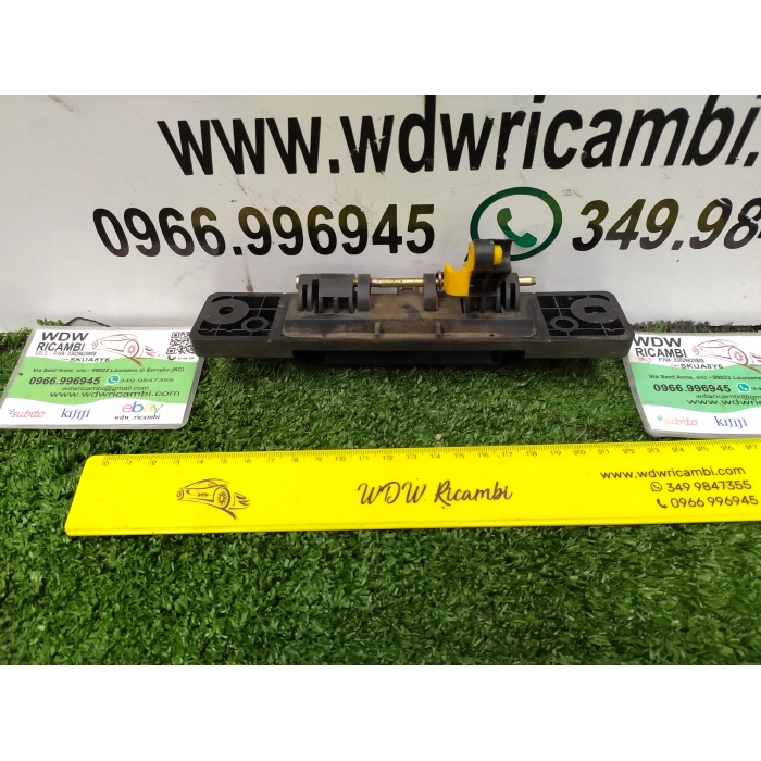 MANIGLIA ESTERNA APRIPORTELLONE POSTERIORE POST KIA SORENTO 2.5 16V CRDI (2002\2009) 2003