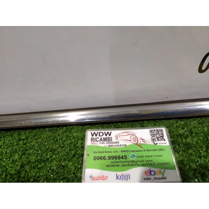 RASCHIAVETRO CROMATO PORTA PORTIERA ANTERIORE SINISTRO SX MINI COOPER R55 \ R56 \ R57