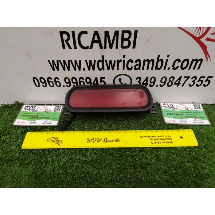 92700-3E0 FANALE FANALINO TERZO STOP KIA SORENTO 2.5 16V CRDI (2002\2009) 2003