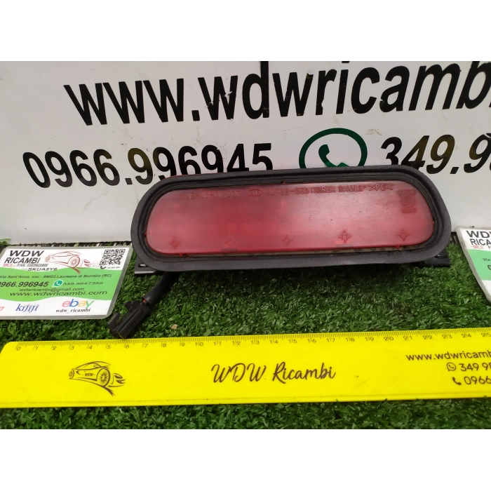 92700-3E0 FANALE FANALINO TERZO STOP KIA SORENTO 2.5 16V CRDI (2002\2009) 2003