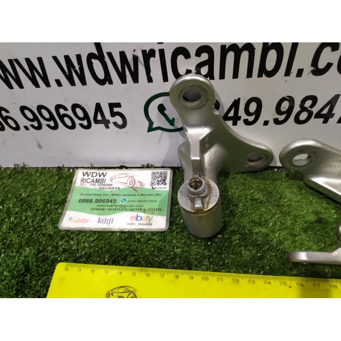 CERNIERA CERNIERE POSTERIORE POST DESTRO DX MITSUBISHI COLT Z30 CZ3 1.3 16V (04-12) 2005