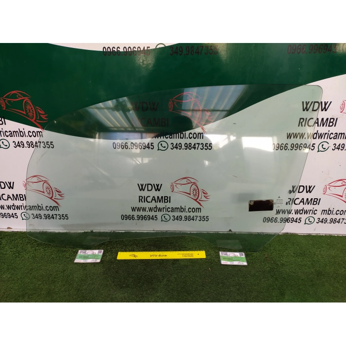 VETRO SCENDENTE PORTA PORTIERA ANTERIORE SINISTRO SX MITSUBISHI COLT Z30 CZ3 1.5 (04-12) 2005