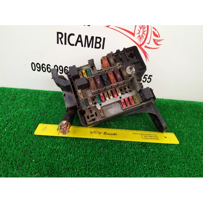 A255B41120 CENTRALINA FUSIBILIERA PORTA FUSIBILI PEUGEOT 206 1.1 (1998\2012) 1999