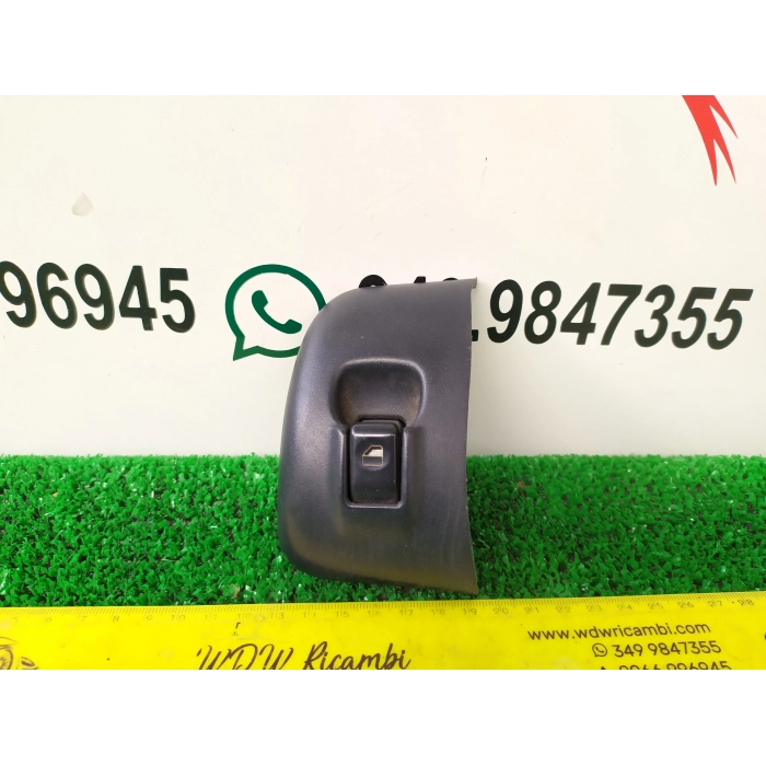 PULSANTE PULSANTIERA ALZAVETRO PORTA ANTERIORE DESTRO DX FIAT PALIO 1.7 (1996\2010) 2000