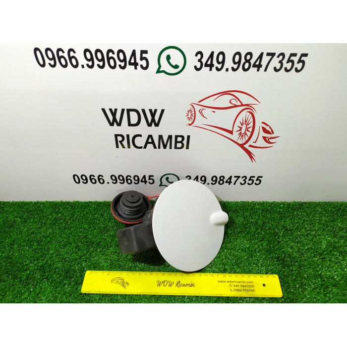 TAPPO SPORTELLINO SPORTELLO COVER CARBURANTE GASOLIO OPEL CORSA D (2006\2014)
