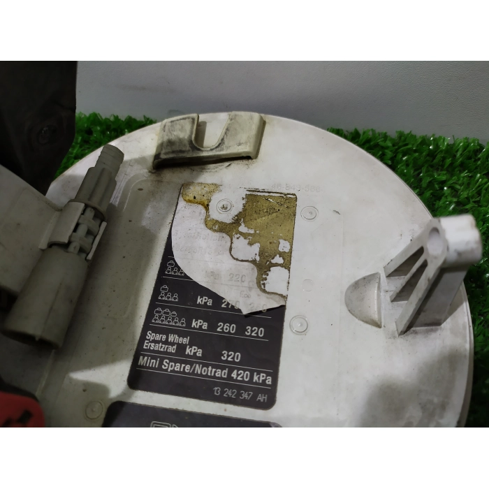 TAPPO SPORTELLINO SPORTELLO COVER CARBURANTE GASOLIO OPEL CORSA D (2006\2014)