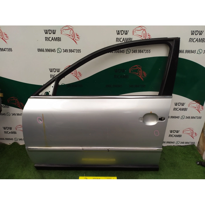 PORTIERA PORTA SPORTELLO ANTERIORE SINISTRO SX VOLKSWAGEN PASSAT (3B) BERLINA