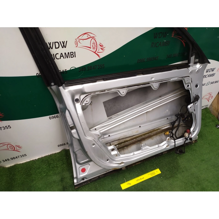 PORTIERA PORTA SPORTELLO ANTERIORE SINISTRO SX VOLKSWAGEN PASSAT (3B) BERLINA
