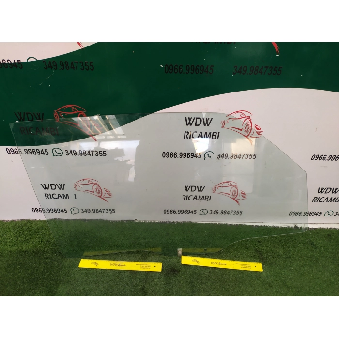 VETRO SCENDENTE PORTA ANTERIORE DESTRO DX MITSUBISHI PAJERO (V80) (DAL 2006 IN POI >)