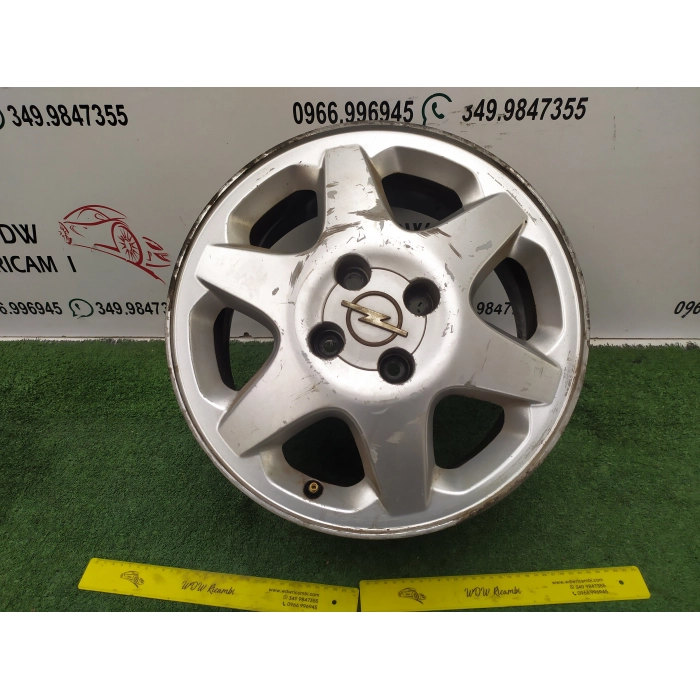 ART.18727 1 CERCHIO IN LEGA DA 15 4 FORI OPEL TIGRA 1.4 (1994\2001) 1999