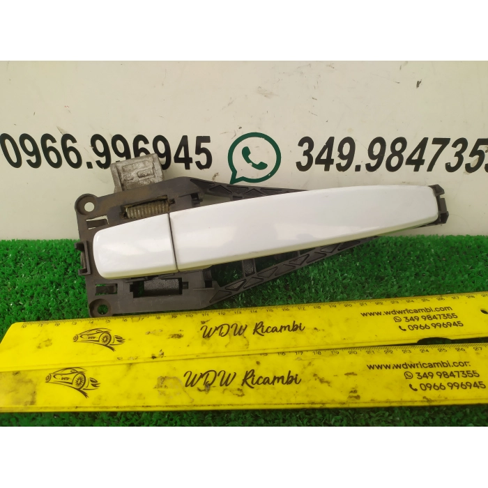 MANIGLIA ESTERNA PORTA POSTERIORE DESTRO DX OPEL CORSA D 1.3 95CV CDTI (2006\2014) 2011