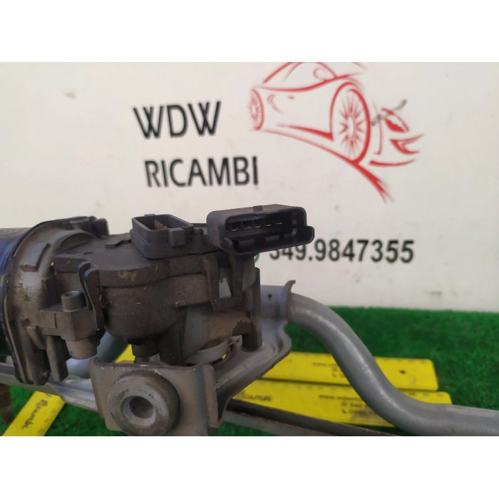 8200264711 MOTORINO TERGICRISTALLO TERGIPARABREZZA ANTERIORE ANT RENAULT CLIO 1.2 (1998\2012) 2004