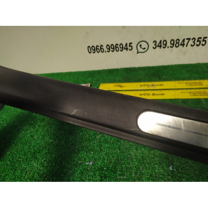 735263946 RIVESTIMENTO BATTITACCO LATO ANTERIORE SINISTRO SX ALFA ROMEO 147 Q2 1.9 JTDM (2000\2010) 2008