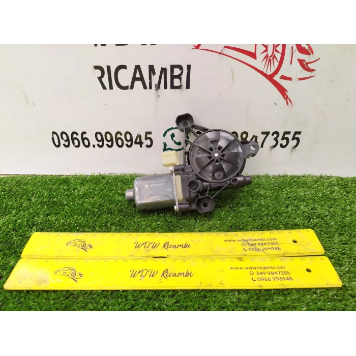 5Q0959802C MOTORINO ALZAVETRO ELETTRICO PORTA ANTERIORE SINISTRO SX VW TIGUAN (DAL 2016 IN POI >) 2018