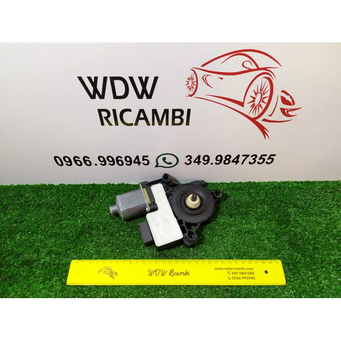 5Q0959812D MOTORINO ALZAVETRO POSTERIORE DESTRO DX VW T-ROC - AUDI A3 8V