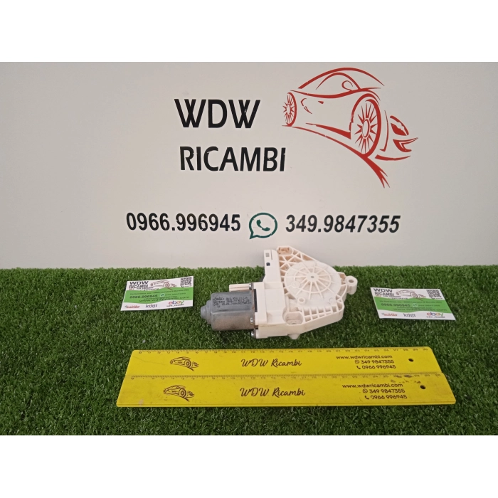 8K0959812A MOTORINO ALZAVETRO PORTA POSTERIORE POST DESTRO DX AUDI A6 AVANT (C7) 2.0 TDI (2011\2018)