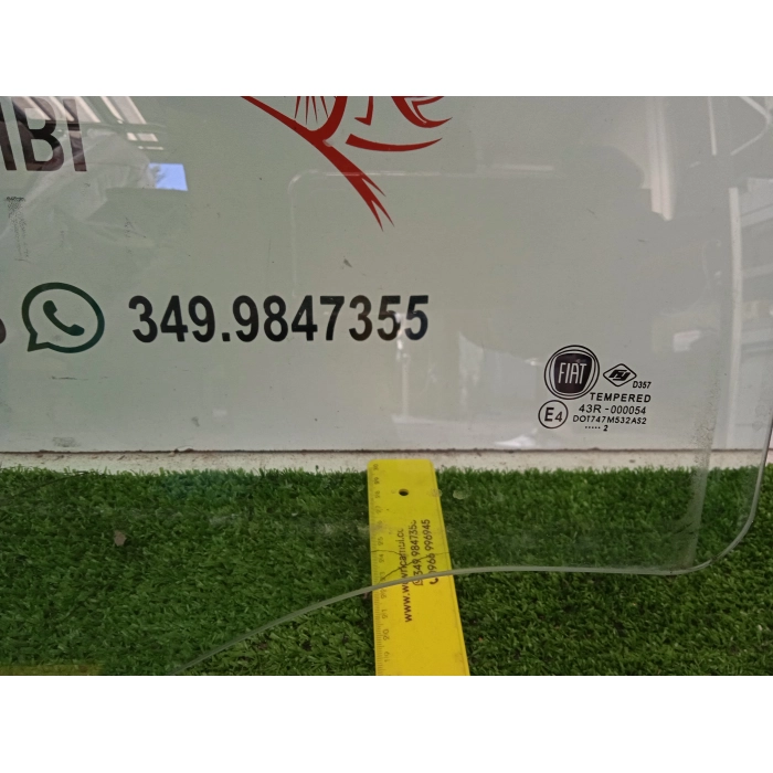 VETRO SCENDENTE PORTA POSTERIORE DESTRO DX FIAT PANDA (312\319) 1.2 (DAL 2012 IN POI >) 2012