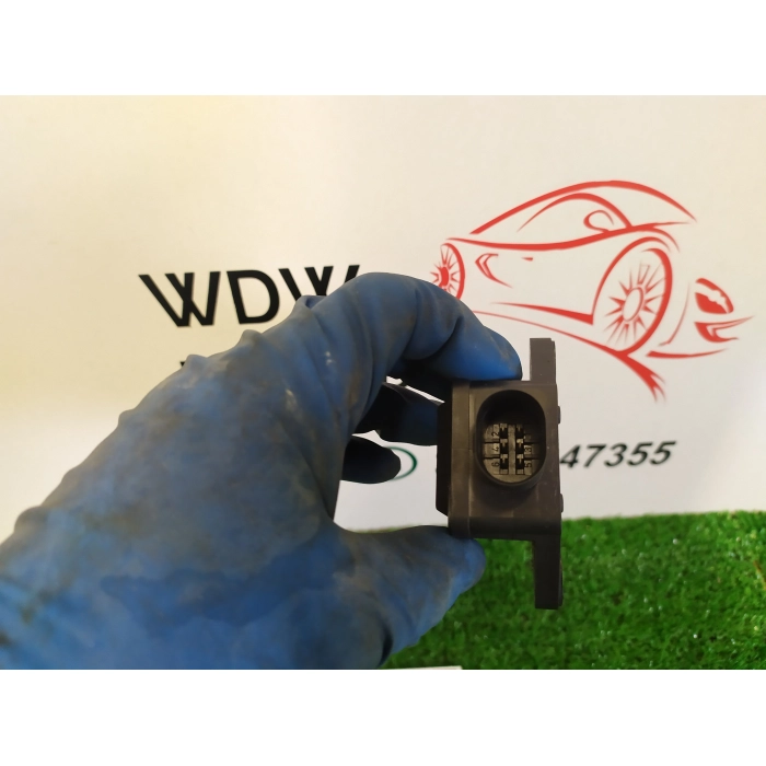 8E0907637A CENTRALINA ESP SENSORE IMBARDATA AUDI A4 (B6) 1.9 TDI (2000\2004) 0265005245