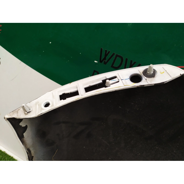 PARAURTI POSTERIORE POST BIANCO CON SENSORI PARCHEGGIO PEUGEOT 208 (2012\2019)