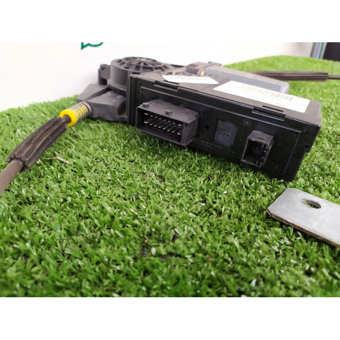 9634456880 MOTORINO ALZAVETRO PORTA ANTERIORE DESTRO DX PEUGEOT 307 2.0 (2001\2009) 2004
