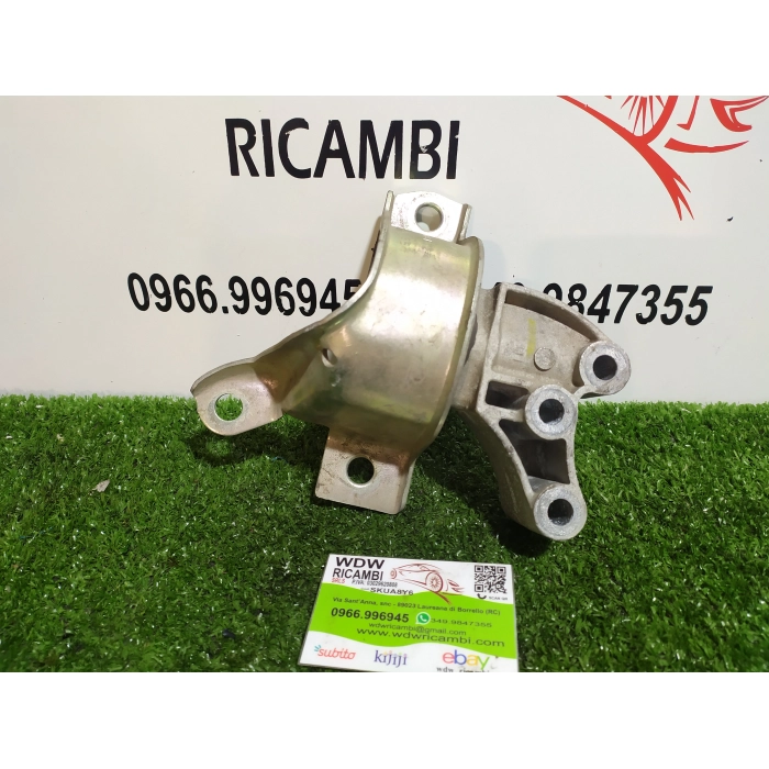 SUPPORTO MOTORE LATO DESTRO DX LANCIA Y YPSILON (312\846) 1.2 (DAL 2011 IN POI >)
