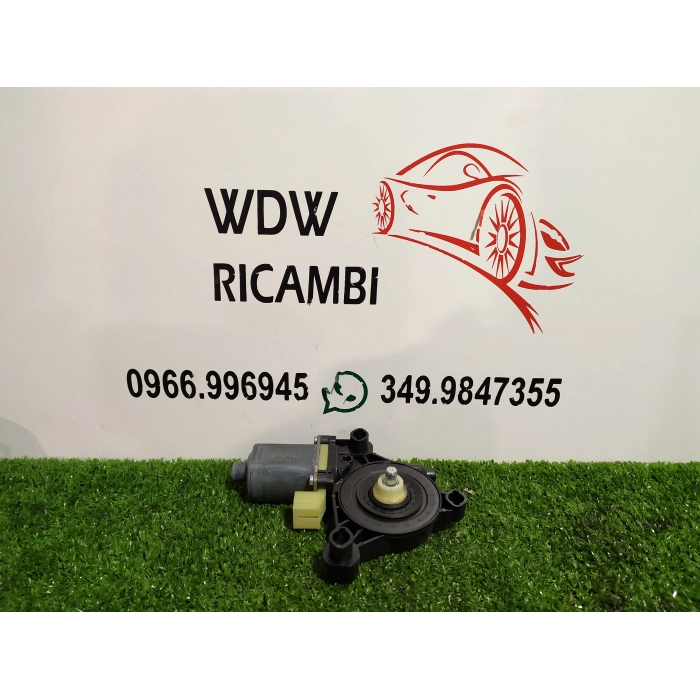 5Q0959802B MOTORINO ALZAVETRO LATO ANTERIORE DESTRO DX VW GOLF VII 7 1.6 TDI (2012\2019)