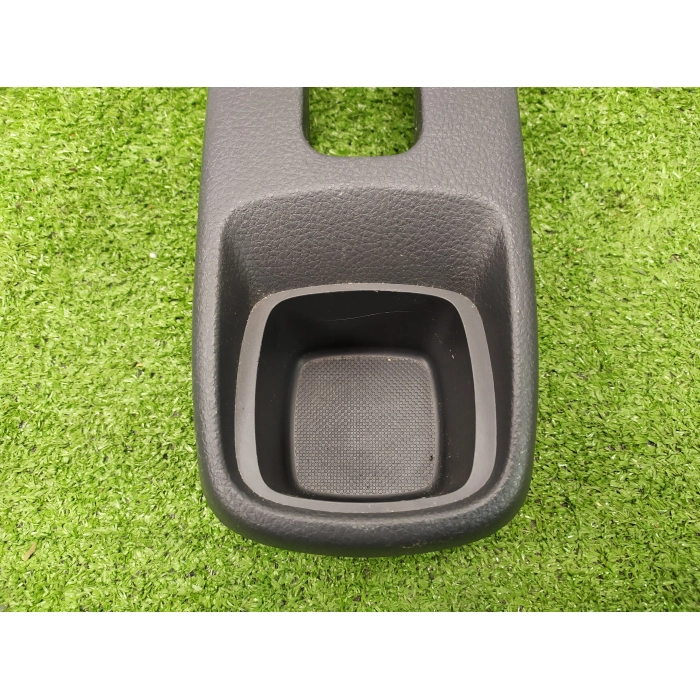75822-79J0 RIVESTIMENTO TUNNEL CENTRALE POSTERIORE POST USATO FIAT SEDICI 16 \ SUZUKI SX4 (2005\2014)